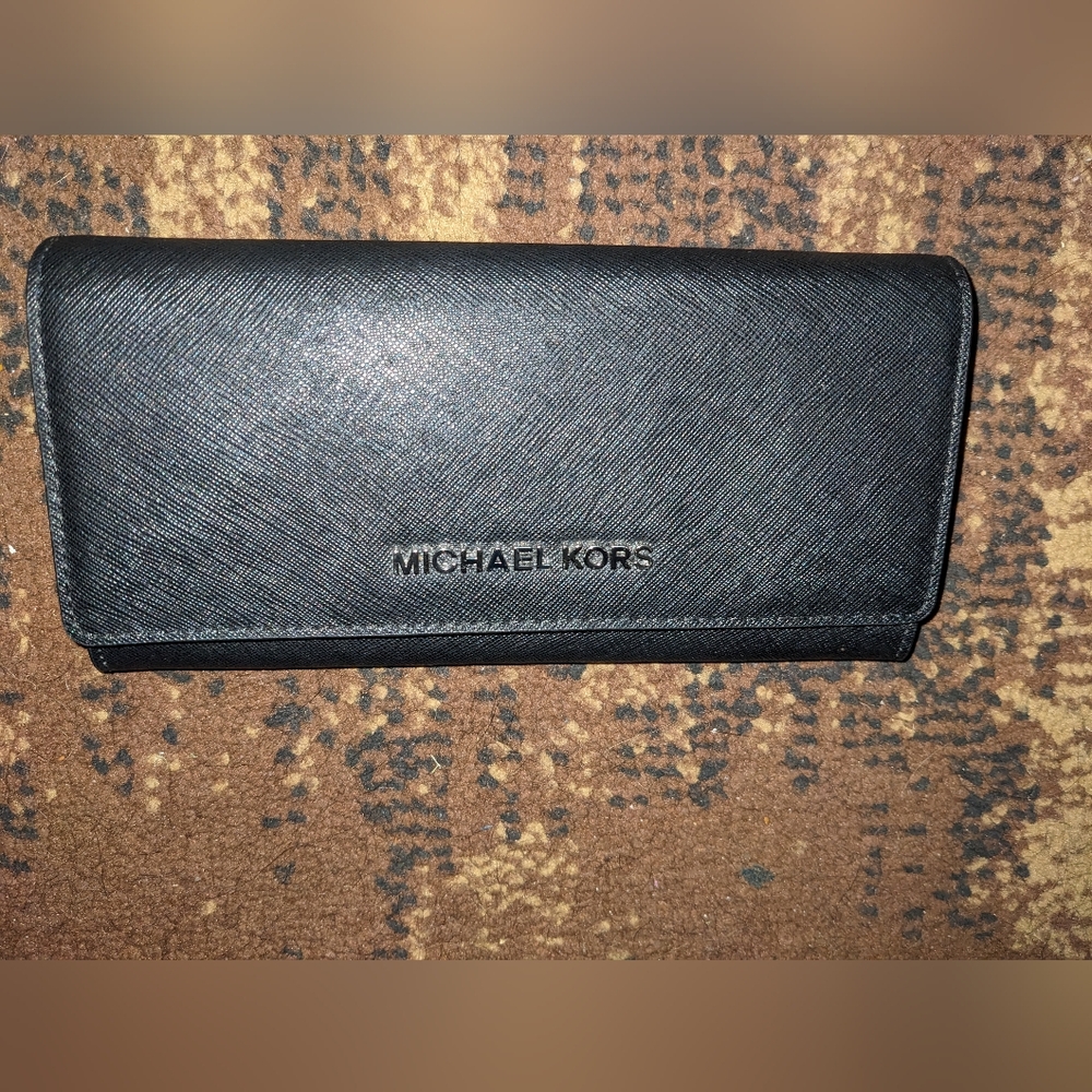 Michael Kors Black Leather Wallet Jet Set Travel Wallet
